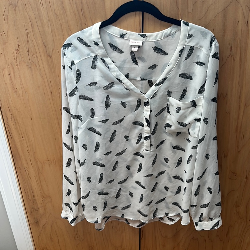 Women's Feather Patterned Blouse